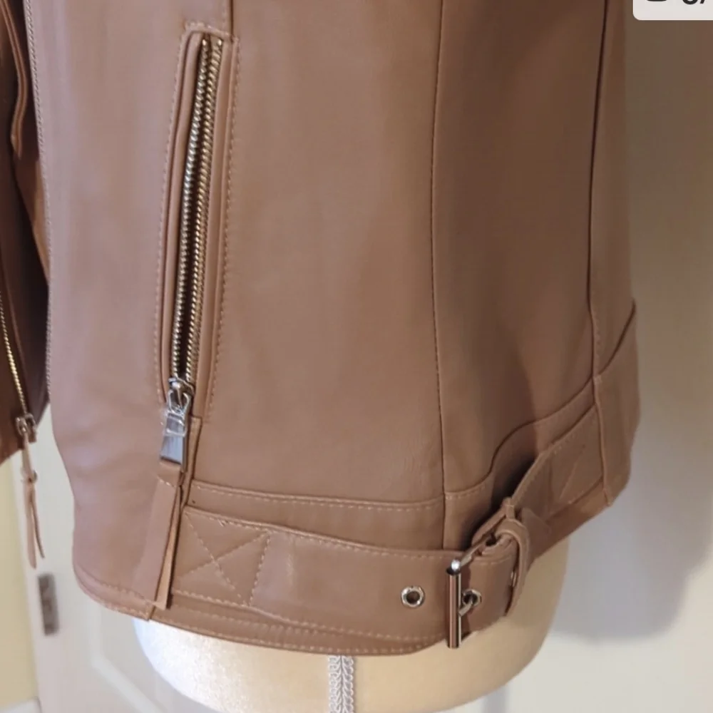 Leather Jacket - Picture 3 of 7